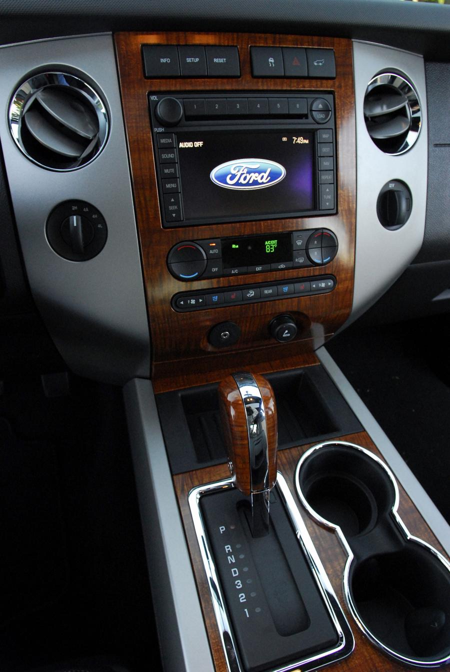  Ford Expedition 2007 года  (фото 5 из 80)